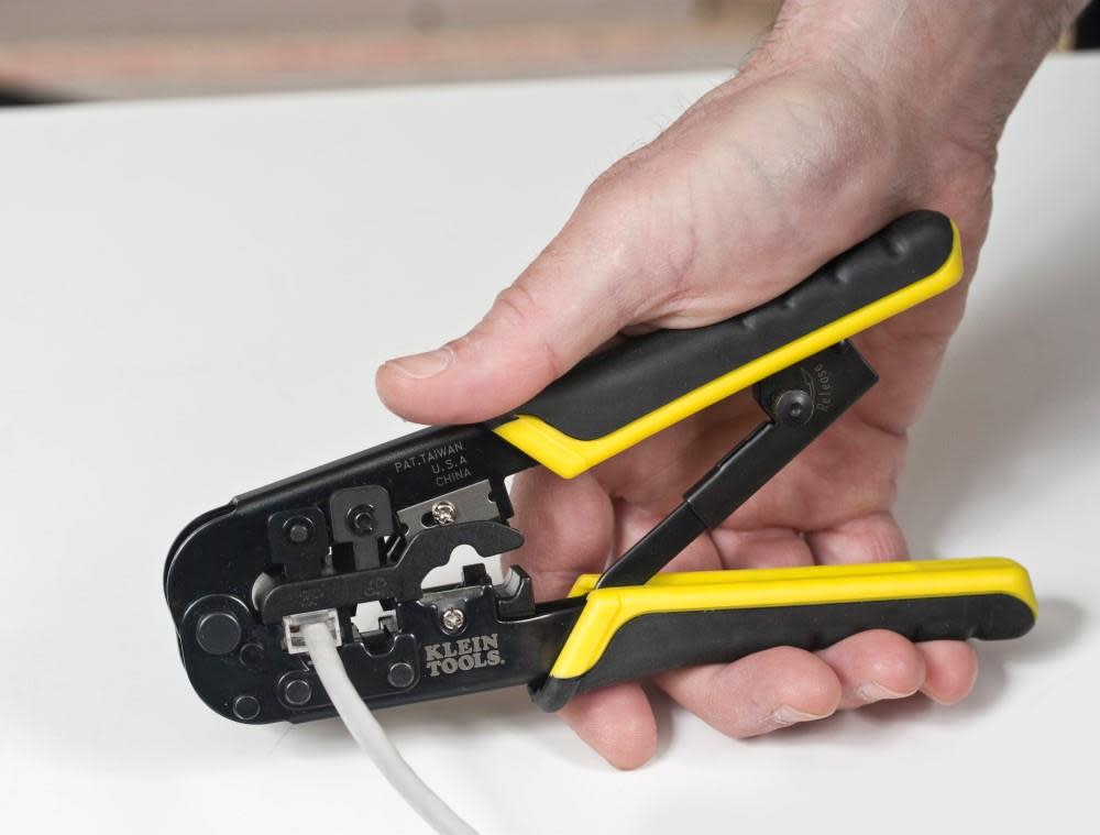 Ratcheting Modular Crimper/Stripper