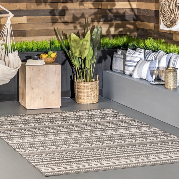 Nuloom Teofila Outdoor Area Rug