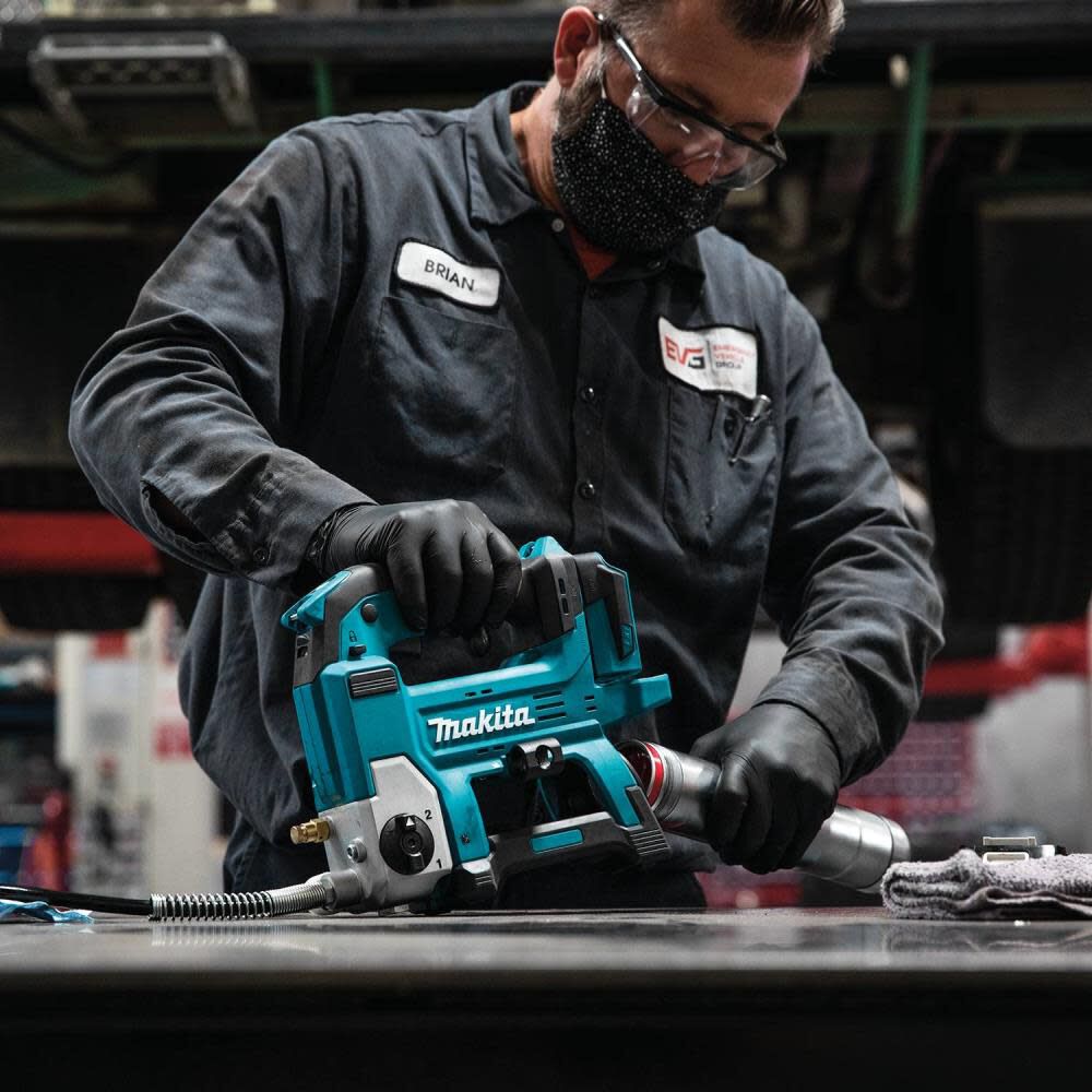 Makita 18V LXT Grease Gun Lithium Ion Cordless Kit XPG01S1 from Makita