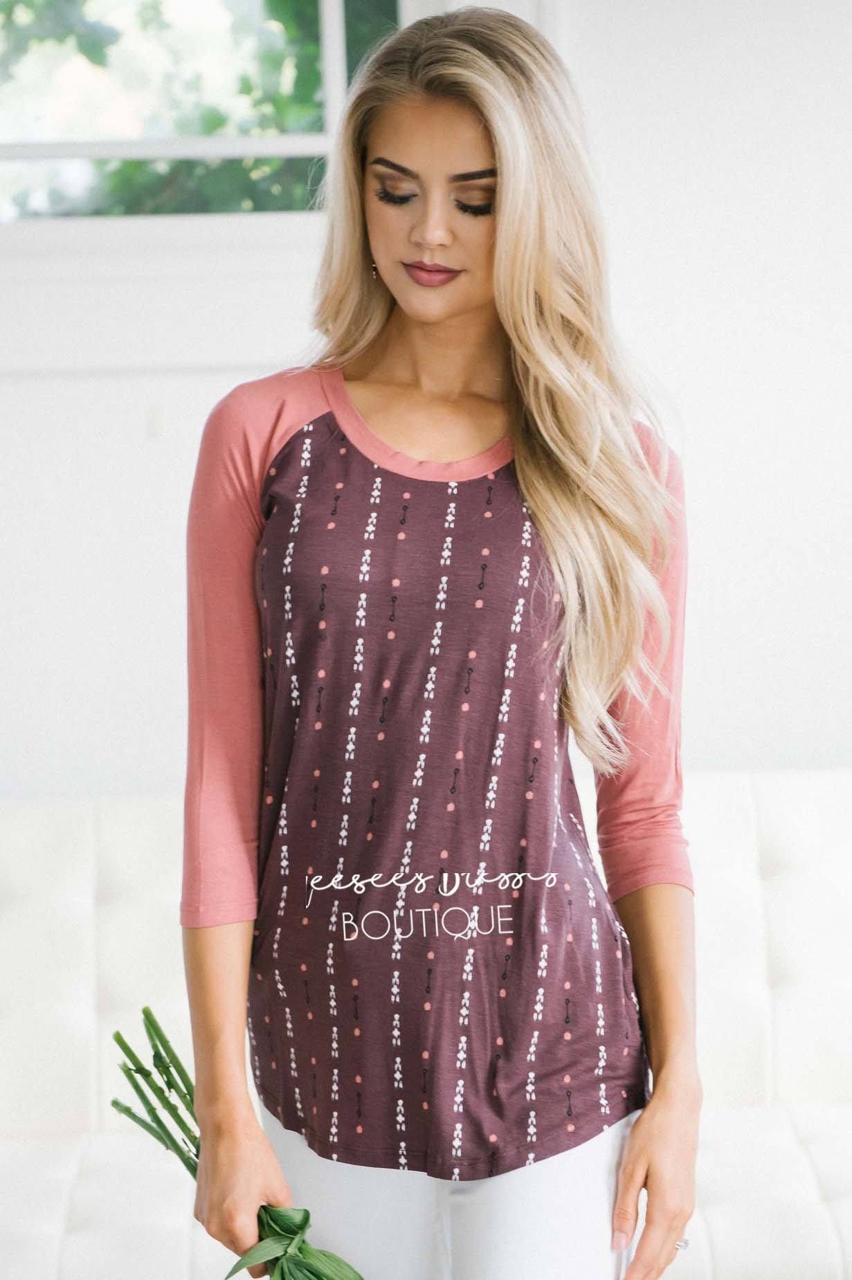 Arrow Geo Print Mauve Baseball Sleeve Tee