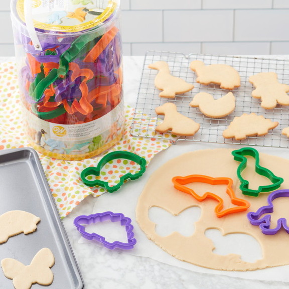 Wilton 2304 1055 Animal Cookie Cutter Set  50 Piec...