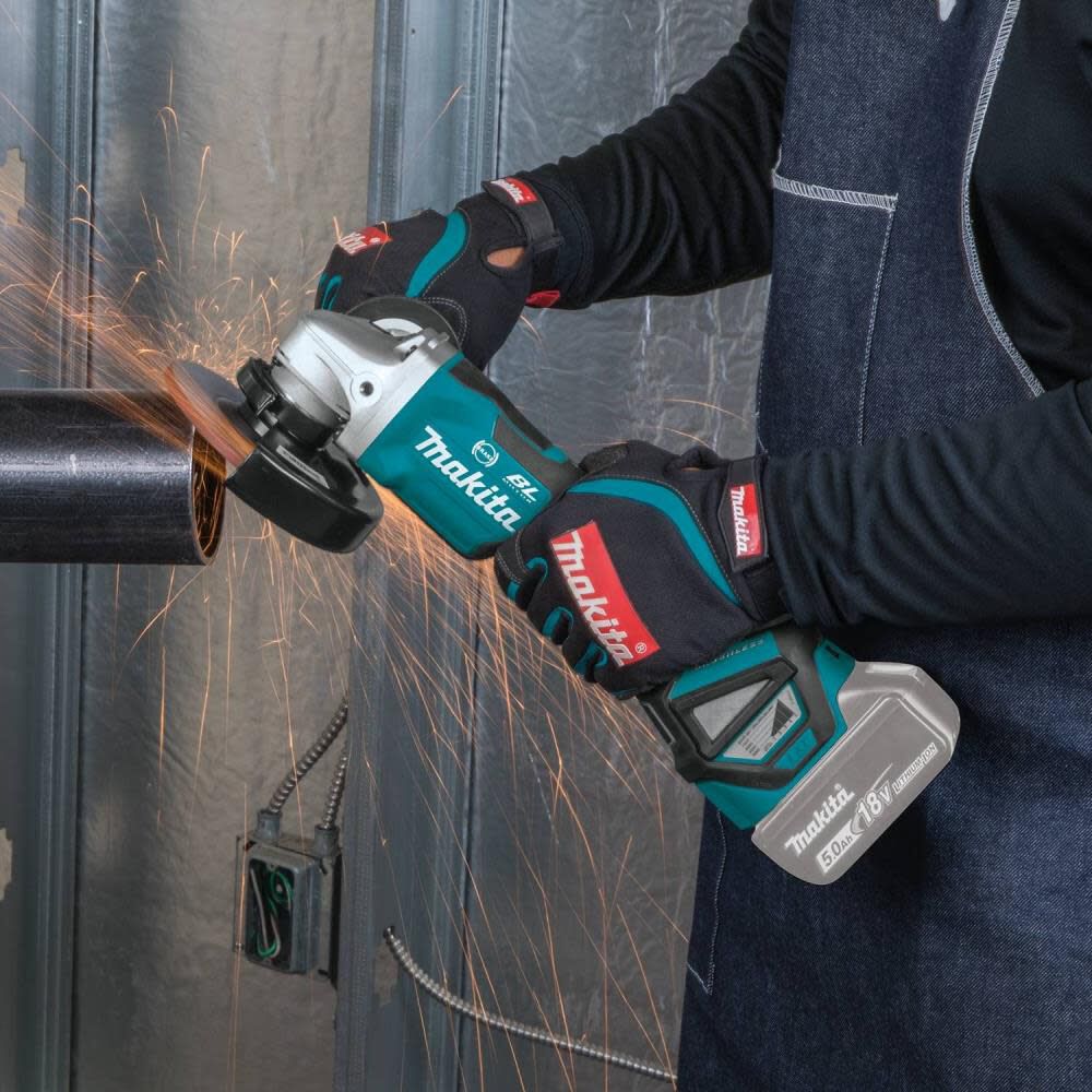 Makita 18V LXT 4 1/2 / 5