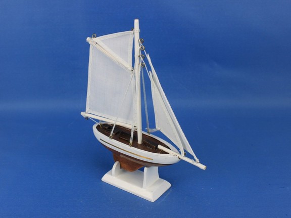 Handcrafted Model Ships Sailboat9 108 Columbia 9