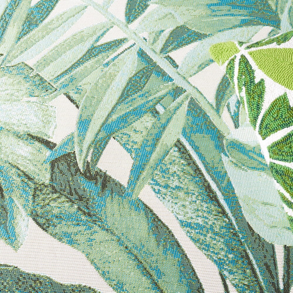 SAFAVIEH Barbados Ennia Tropical Indoor/Outdoor Waterproof Rug