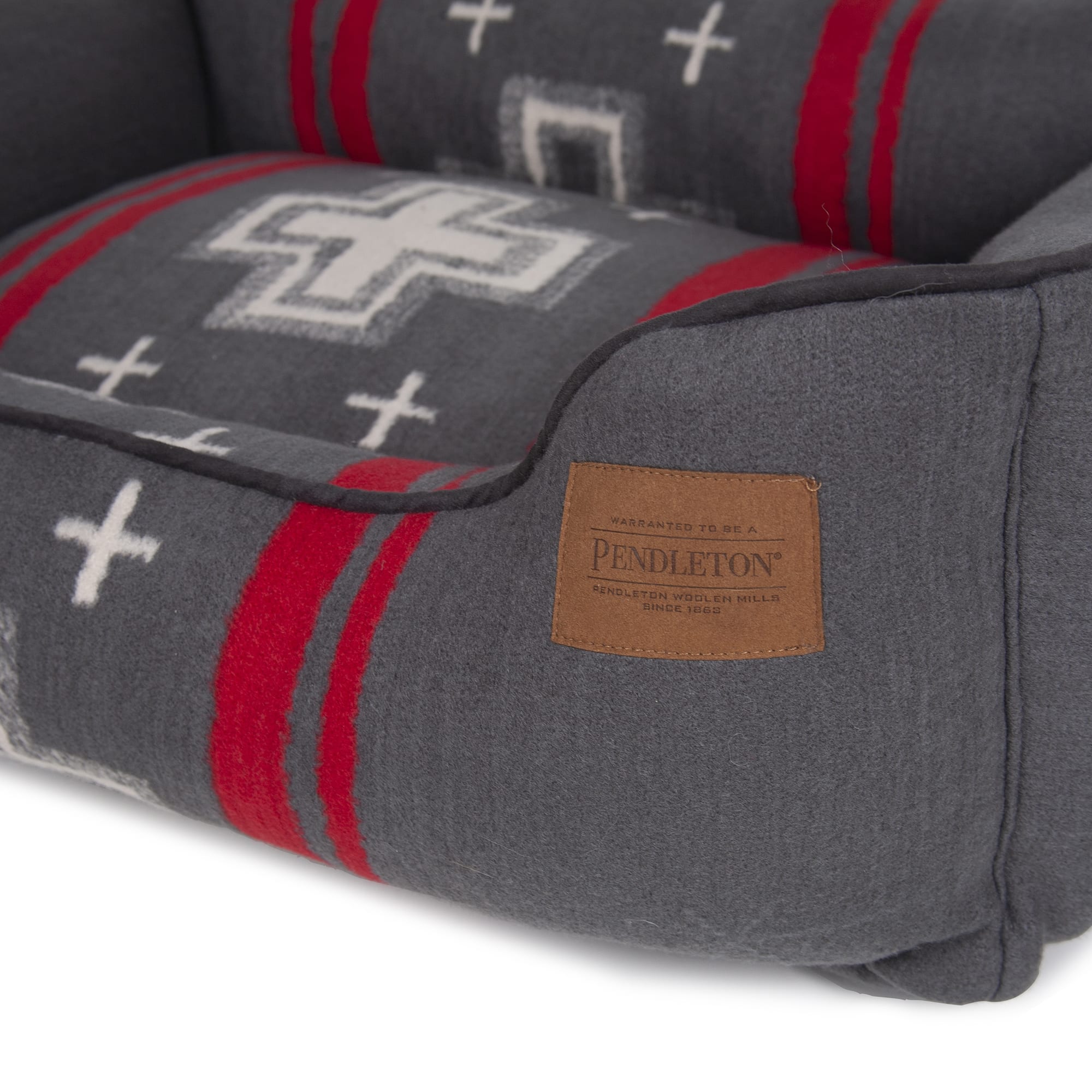 Pendleton San Miguel Kuddler Dog Bed， 24