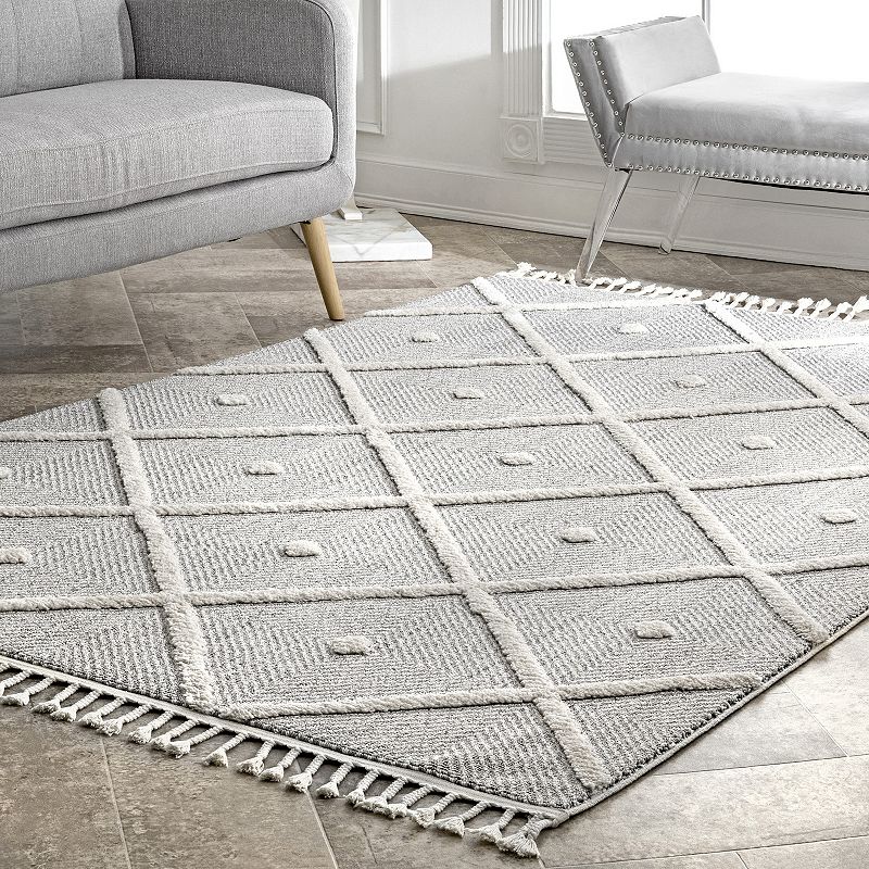 nuLoom Diamond Deyton Area Rug