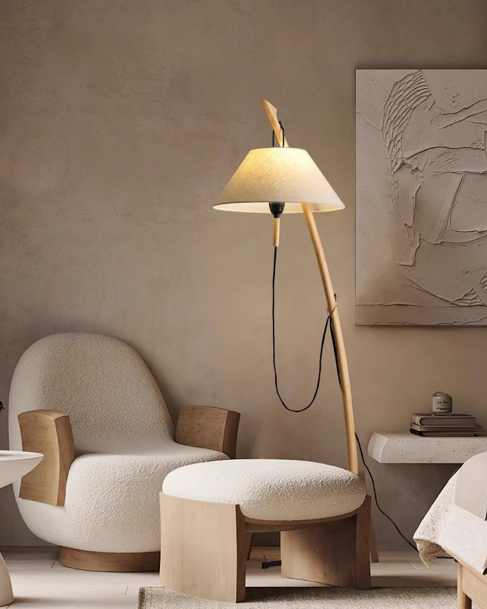 Dornstab Floor Lamp