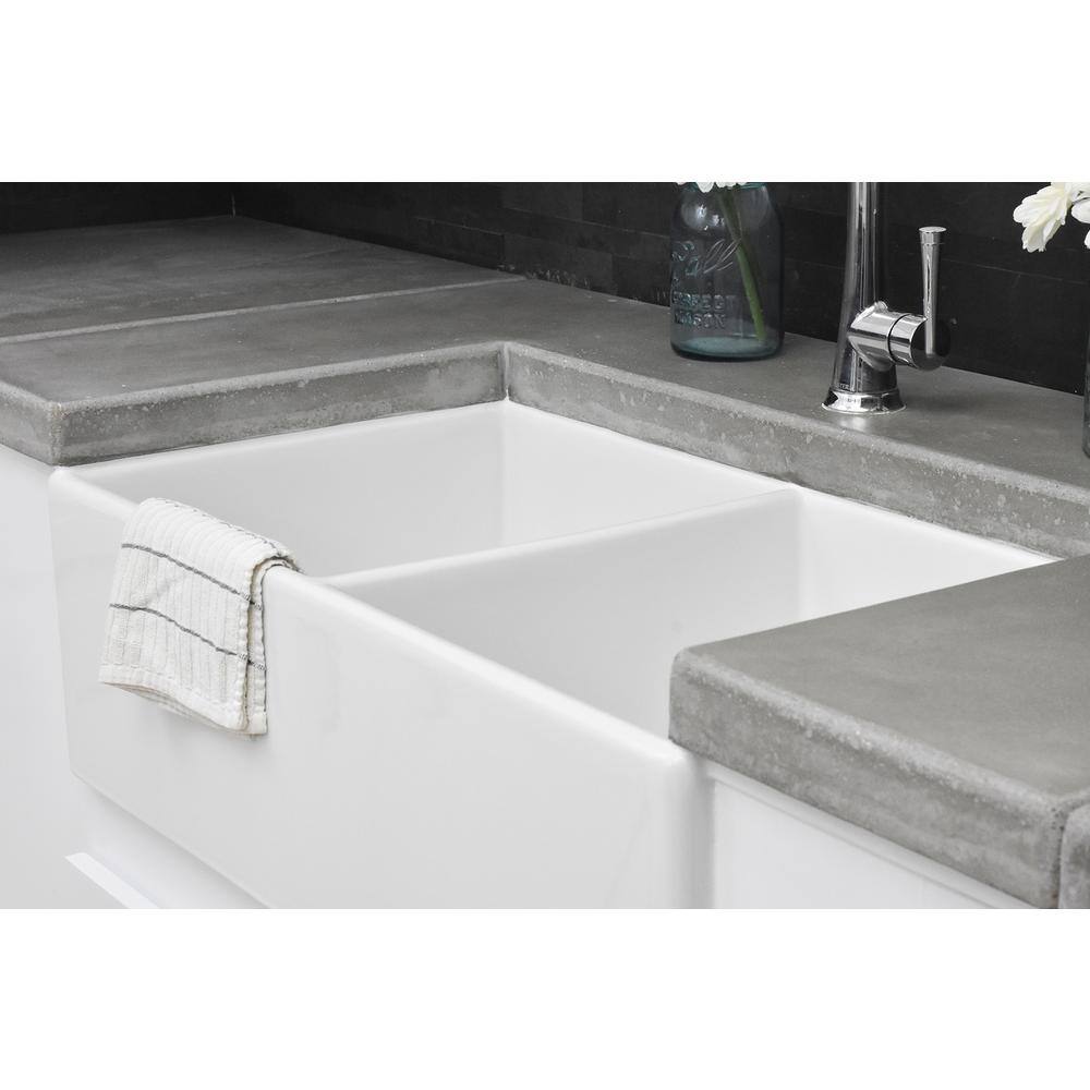 SINKOLOGY Bradstreet II 33 in. Farmhouse Double Bowl Crisp White Fireclay Kitchen Sink SK496-33FC