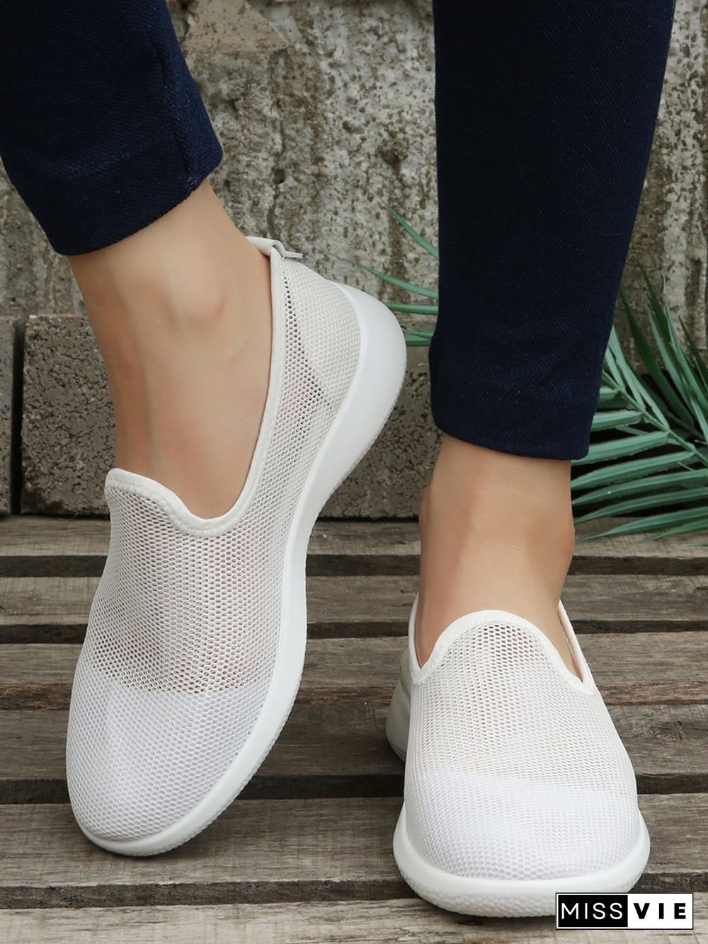 Women Plain Sports All Season Breathable Daily Slip On Flat Heel Mesh Fabric EVA Sneakers