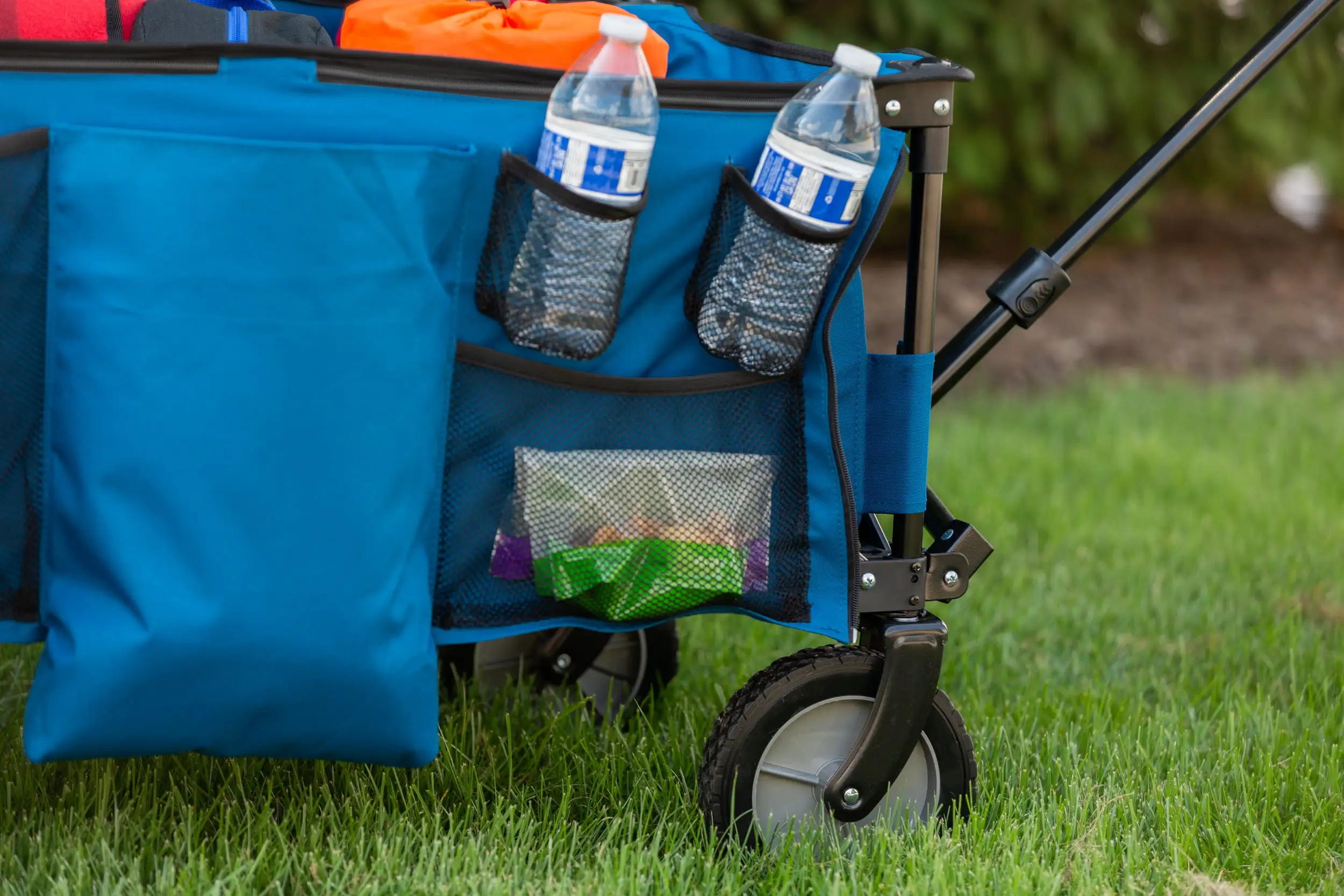 Ozark Trail Quad Folding Camp Wagon with Tailgate， Blue