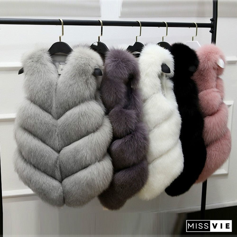 Women Faux Fox Fur Vest Winter Fake Fur Jacket Sleeveless Solid Color Short Artificial Fur Coat Oversized Warm Vest Female