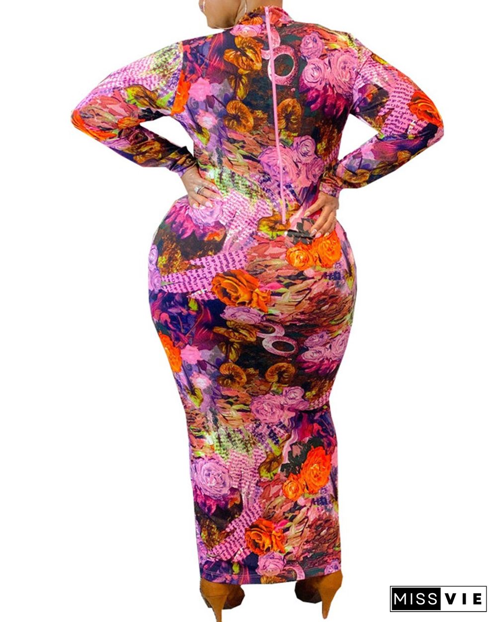 Graphic Print Long Sleeve Maxi Dress