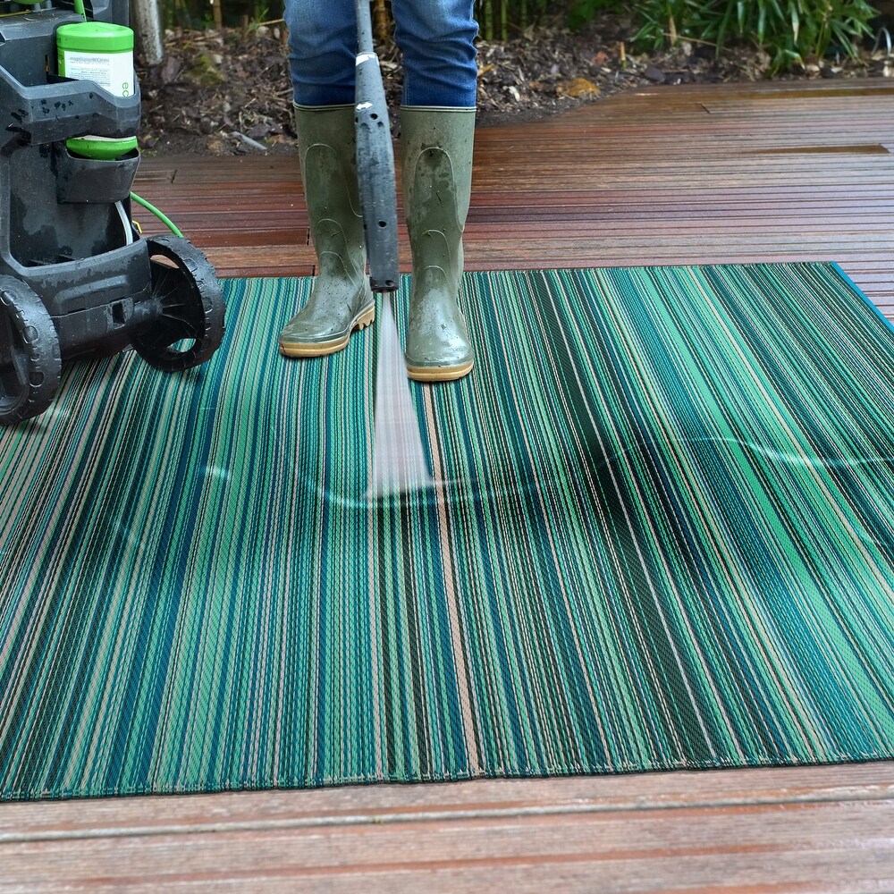 Contemporary Stripe Reversible Plastic Outdoor Rugs