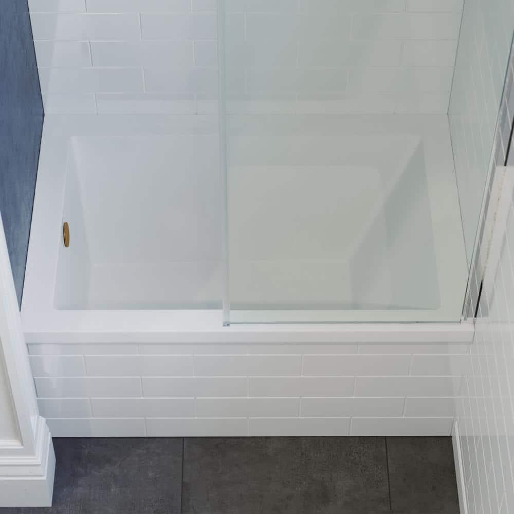 Swiss Madison Voltaire 48 in x 32 in Acrylic Rectangular Dropin LeftHand Drain Bathtub in Glossy White