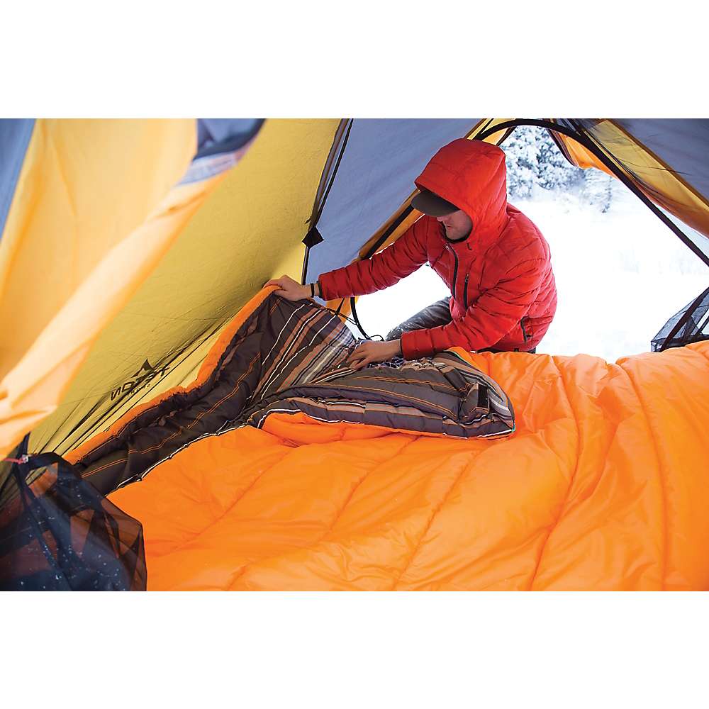 TETON Sports Mammoth 0F Sleeping Bag