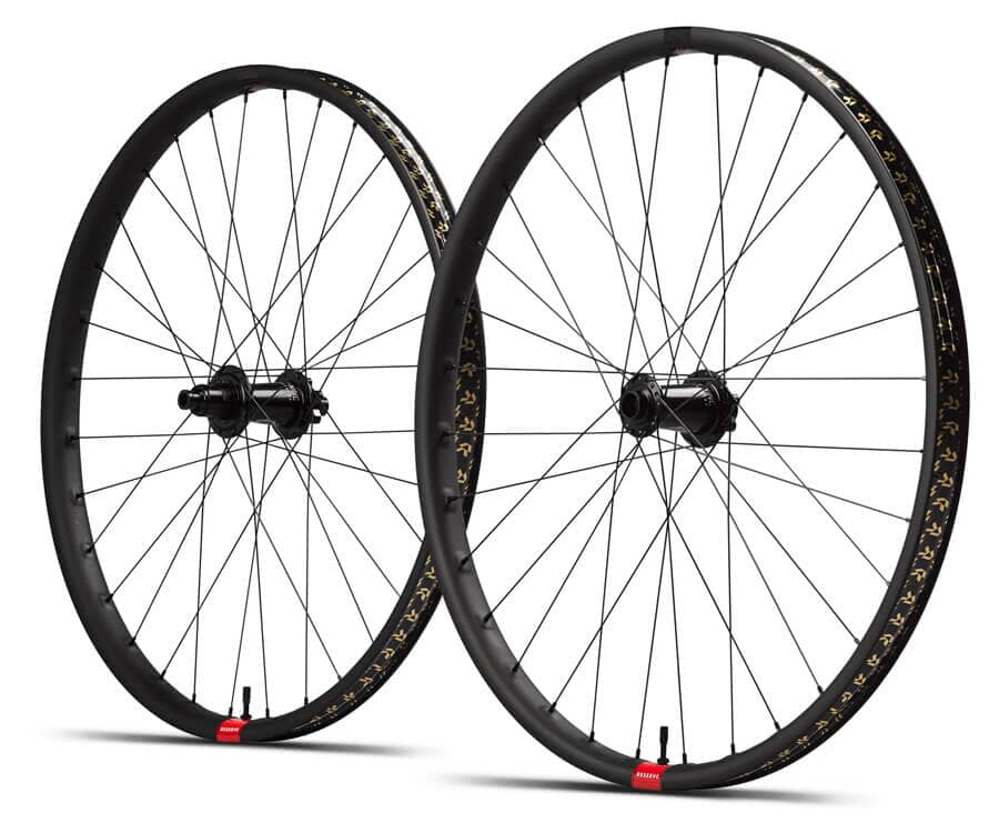 Reserve 31 | DH Carbon Wheelset