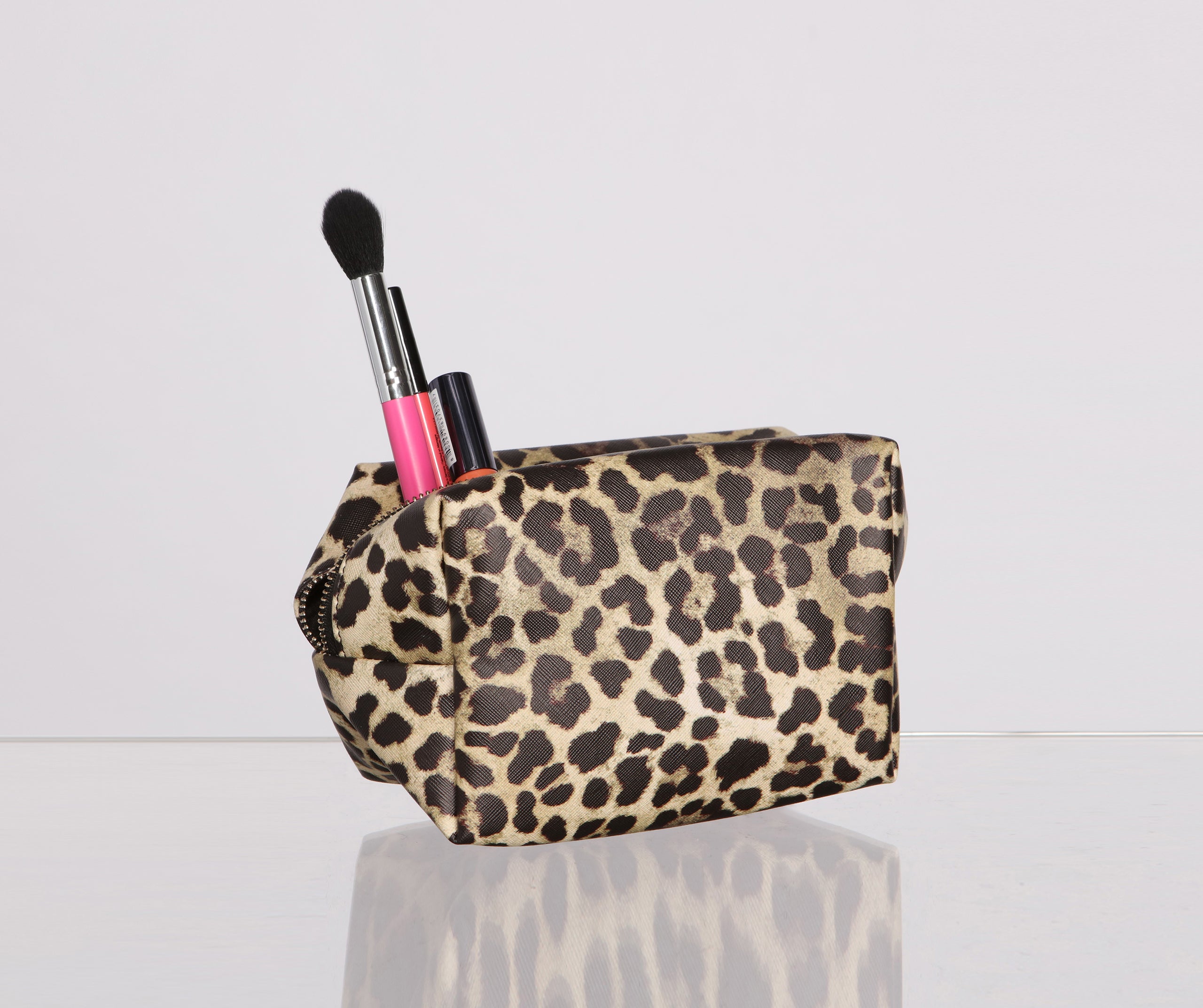 Stylish And Sassy Leopard Print Makeup Bag