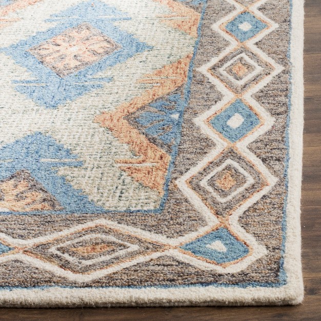 Micro loop Mlp401 Hand Tufted Area Rug Safavieh