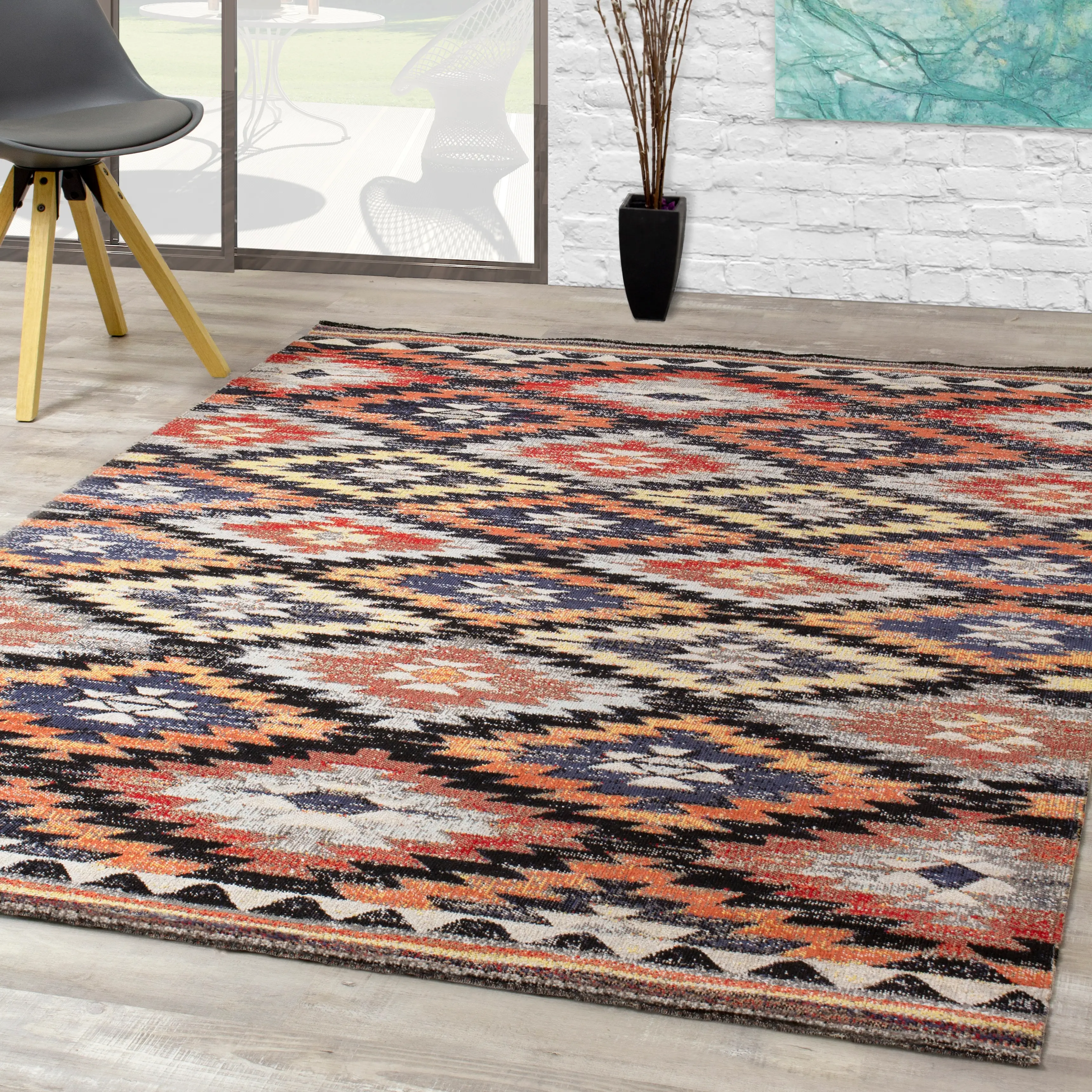 Sara 5' x 8' Tribal Red Orange Area Rug