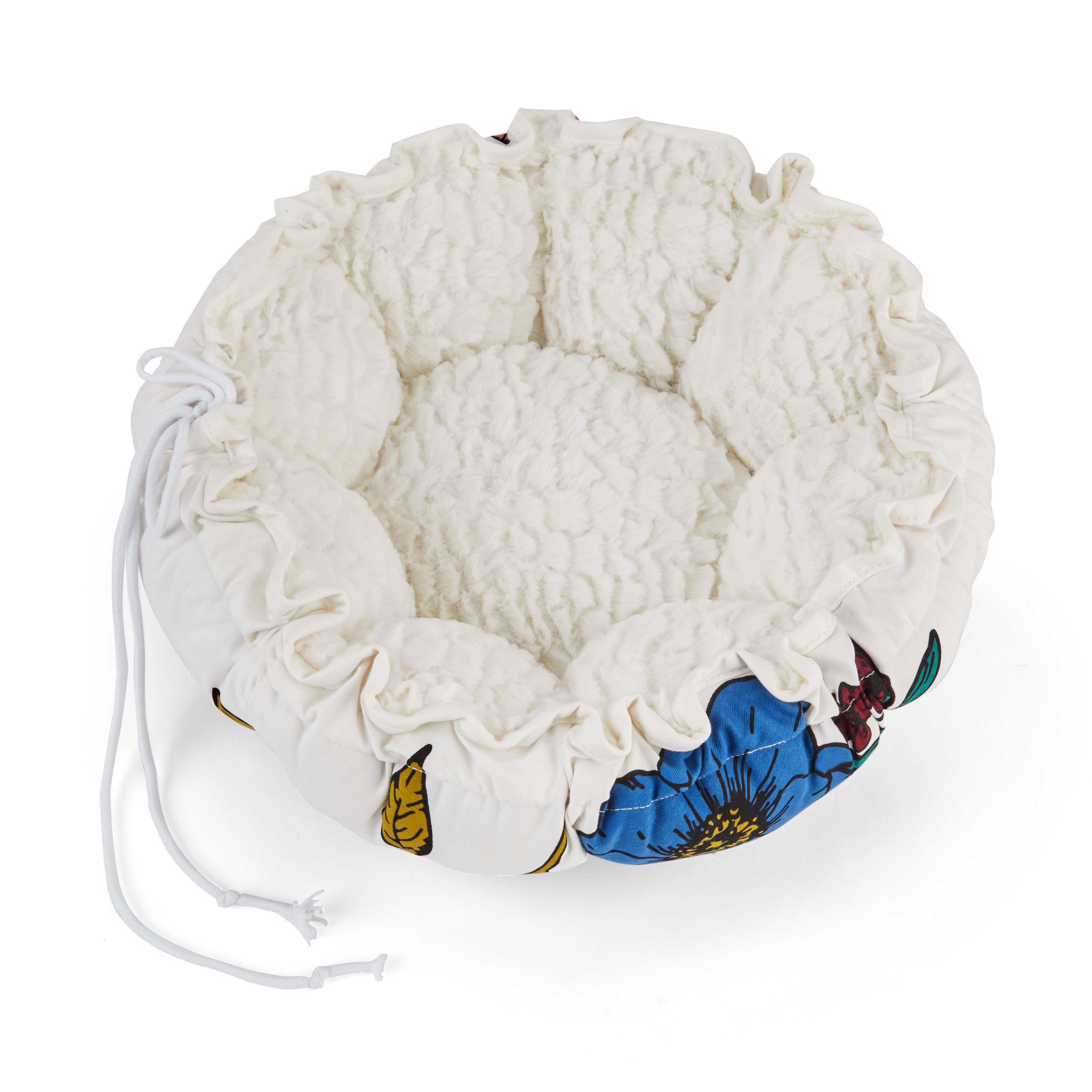 EveryYay Dreamland Floral Round Cat Bed