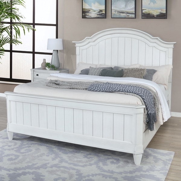 Roundhill Furniture Saline Wood Camelback Planked Bed with Dresser， Mirror， Two Nightstands， and Chest - - 32334963