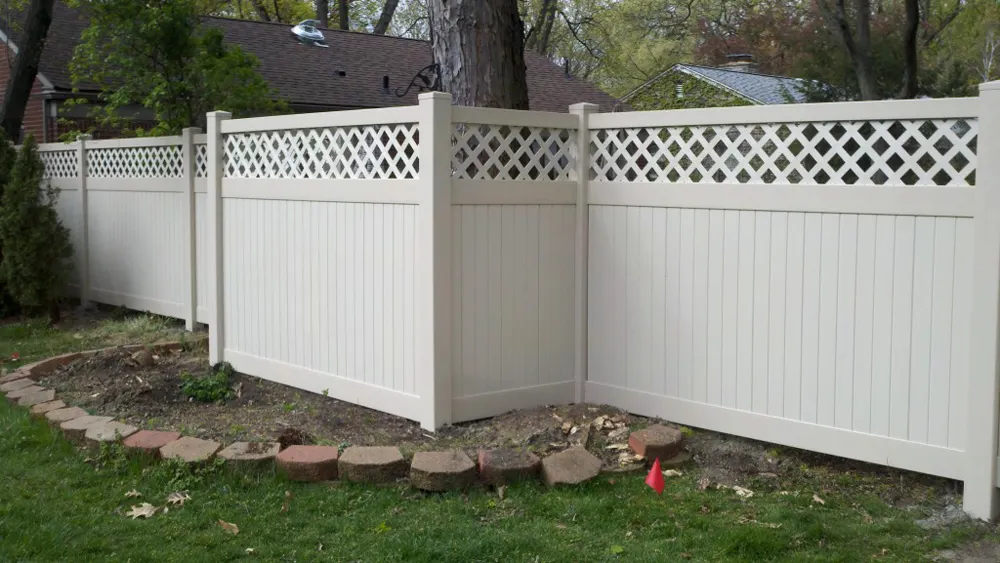 Anti climb lattice privacy fence for garden supplies