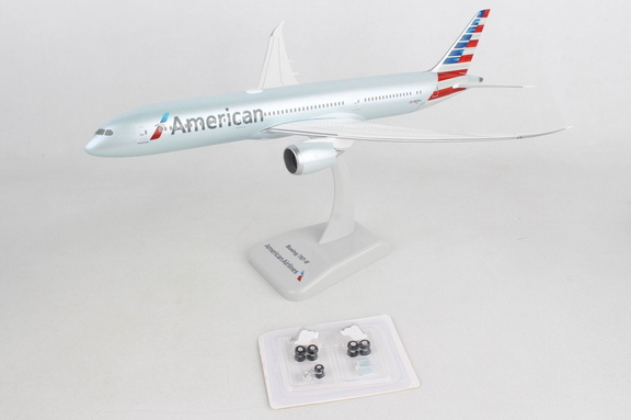 Hogan Wings HG11199GHogan American 787 9 1/200 W/G...