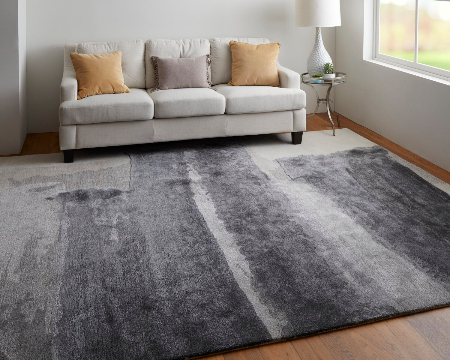 Ramiro Abstract Hand Tufted Charcoal / Ivory Rug