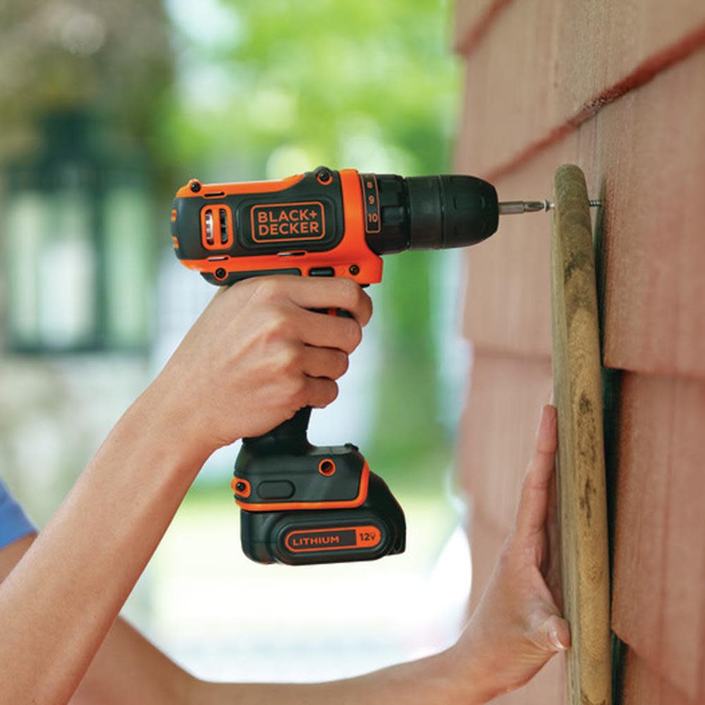 Black and Decker 12V MAX Li-Ion Cordless Drill Kit ;