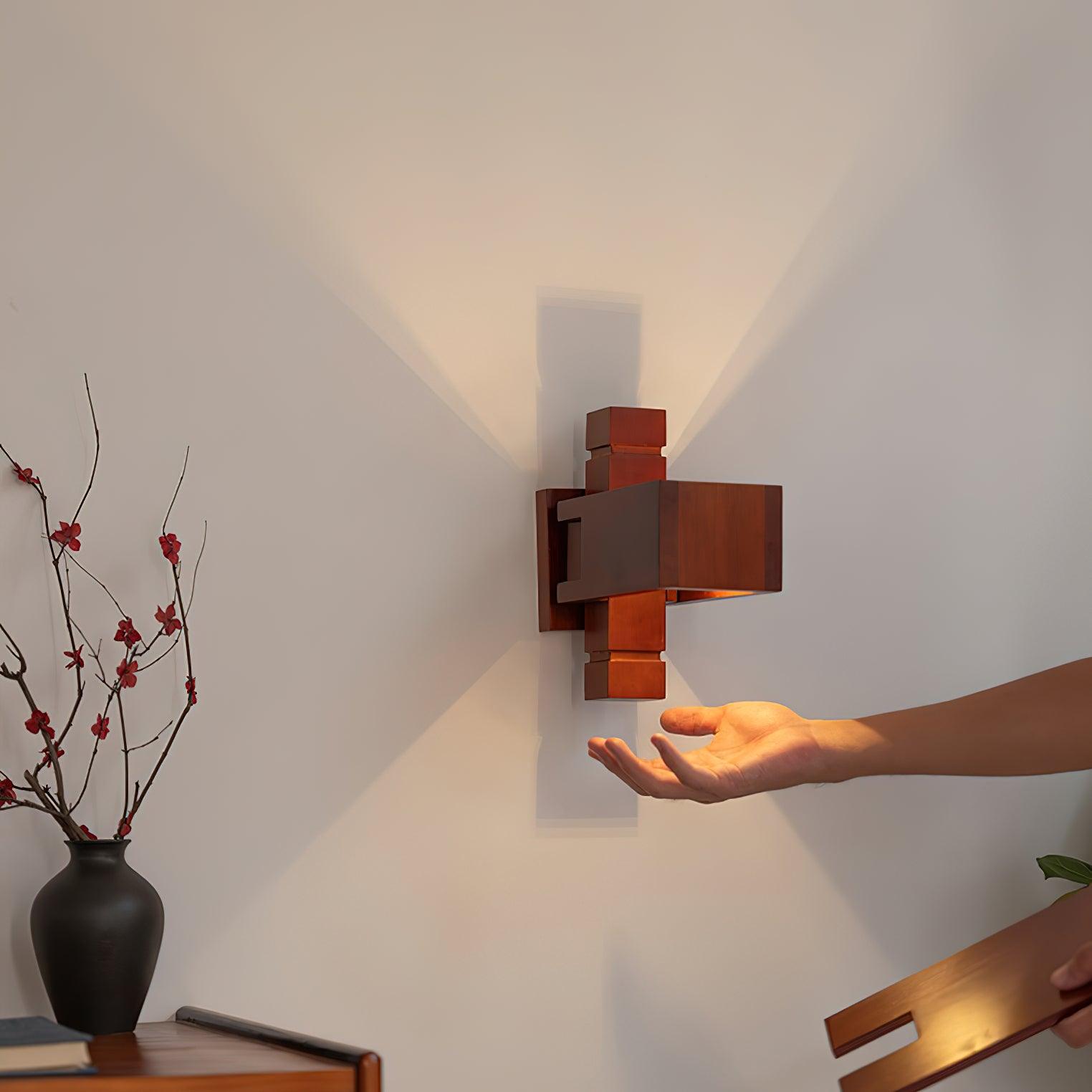 Taliesin Plug-in Wall Lamp