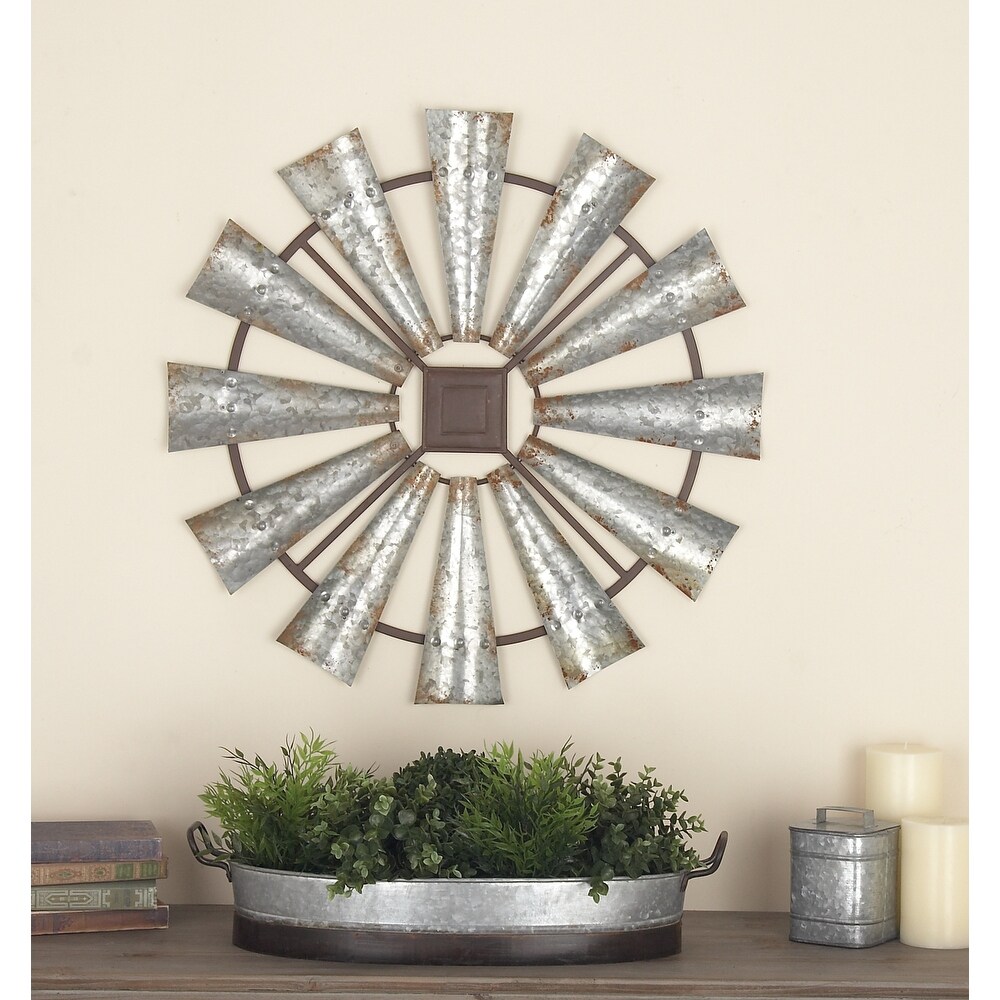 Silver Metal Farmhouse Abstract Wall Decor   30 x 1 x 30Round