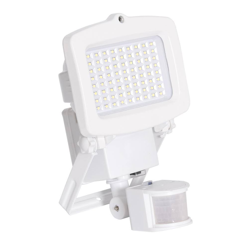 Westinghouse Solar 1500 Lumens White Motion Activated Outdoor Integrated LED Flood Light Q75AD1424-06