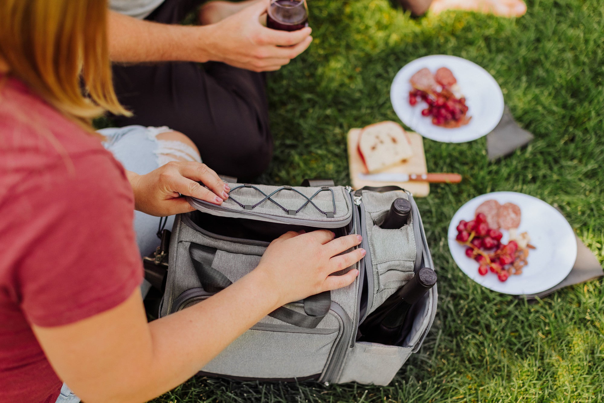 Malibu PT Frontier Edition Picnic Basket Cooler