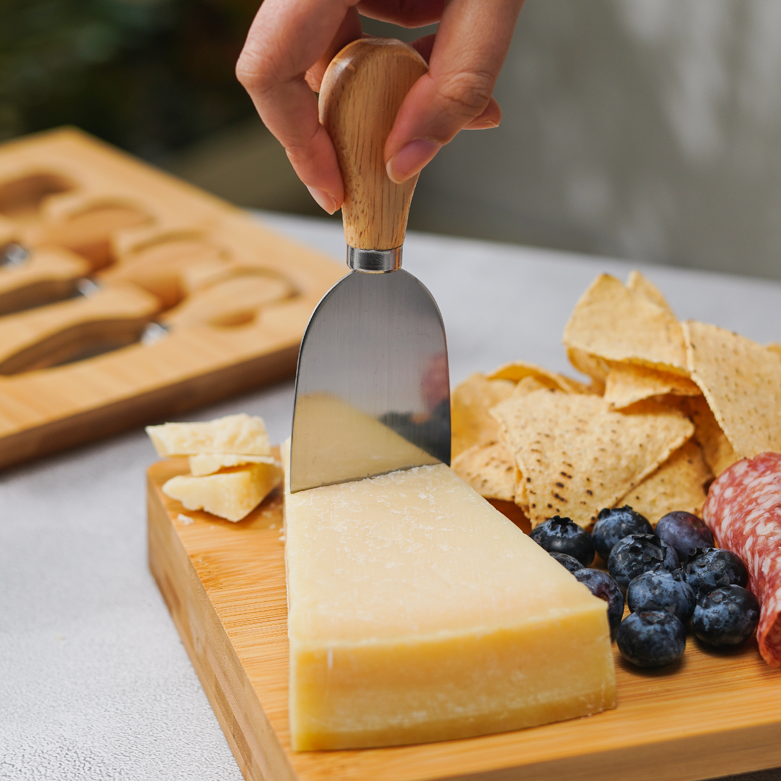 EURO SAKURA Bamboo Cheese Board Set， Wooden Charcuterie Board Serving Platter with Knife Set (7.5x15.5)