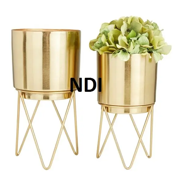 Elegant Design Galvanized Planter Pot With Iron Stand Rounded Shape Planter Pot For Indoor Or Outdoor Decoration