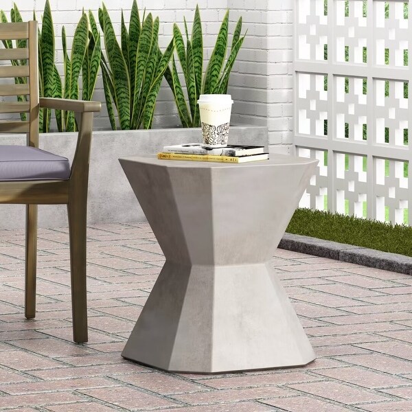 Modern Design Outdoor side table，for poolside，patio rocking chair