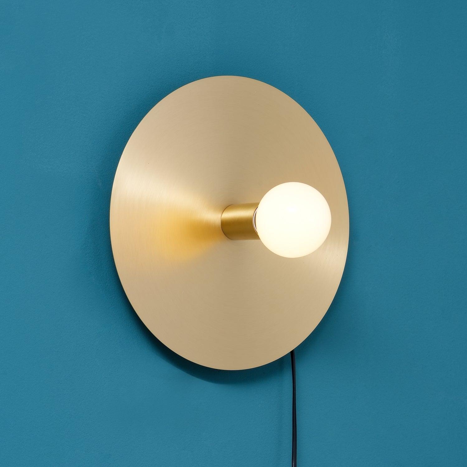 Dot Wall Lamp