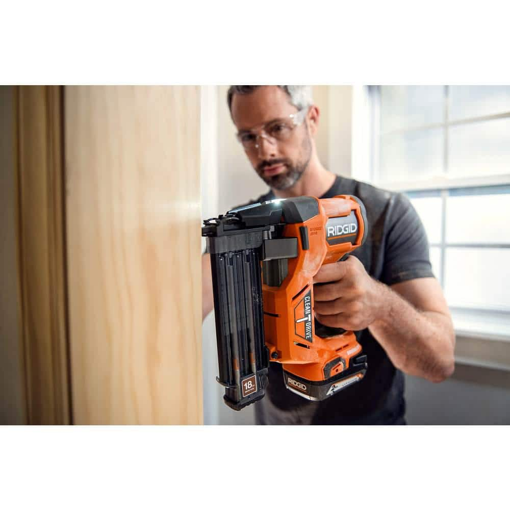 RIDGID 18V Brushless Cordless 18-Gauge 2-1/8 in. Brad Nailer with (2) 4.0 Ah Batteries, Charger, and Bag R09891B-AC93044SBN