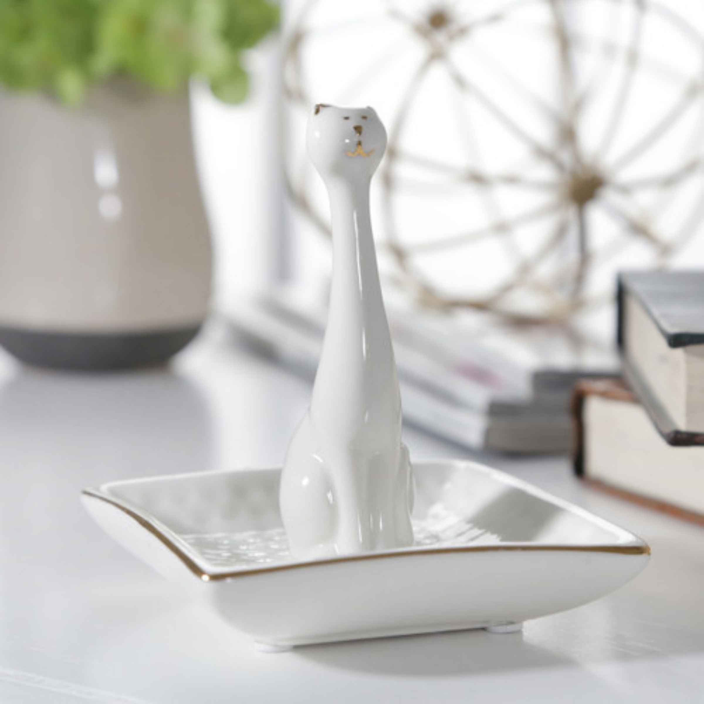 Cat Square Ring Holder - Porcelain 12391-07