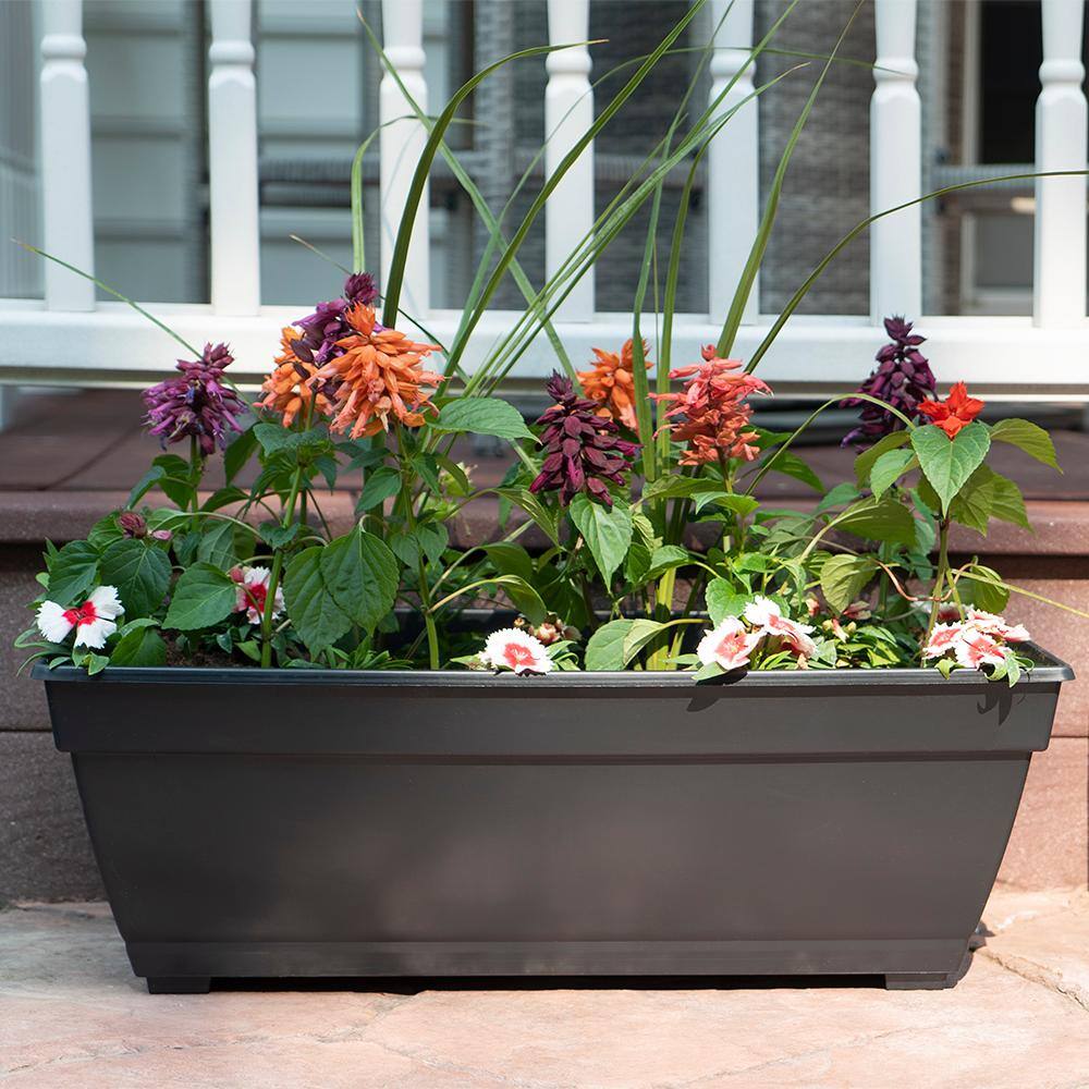 Dynamic Design Newbury Extra Large 26.85 in. x 12 in. 17 qt. Black Resin Deck Box Outdoor Planter NQ2710BK