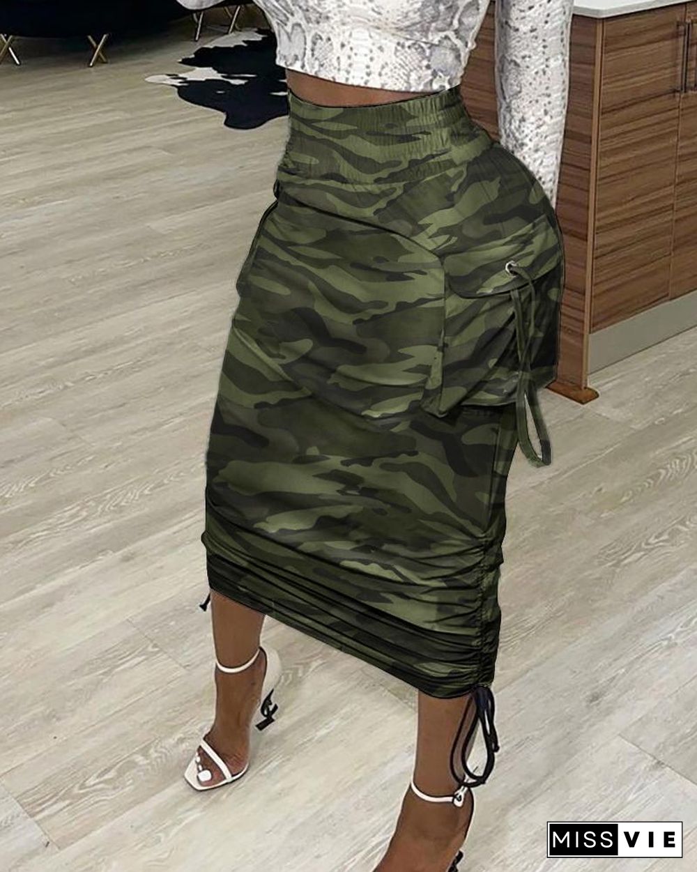 Camouflage Print Pocket Design Ruched Maxi Skirt P10440