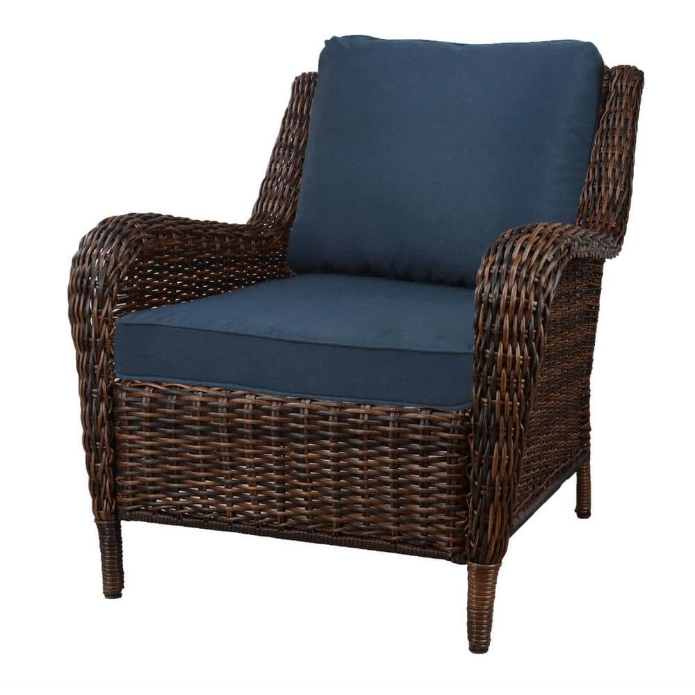 Hampton Bay Cambridge Brown Wicker Outdoor Patio Lounge Chair with CushionGuard Midnight Navy Blue Cushions 65-17148B1