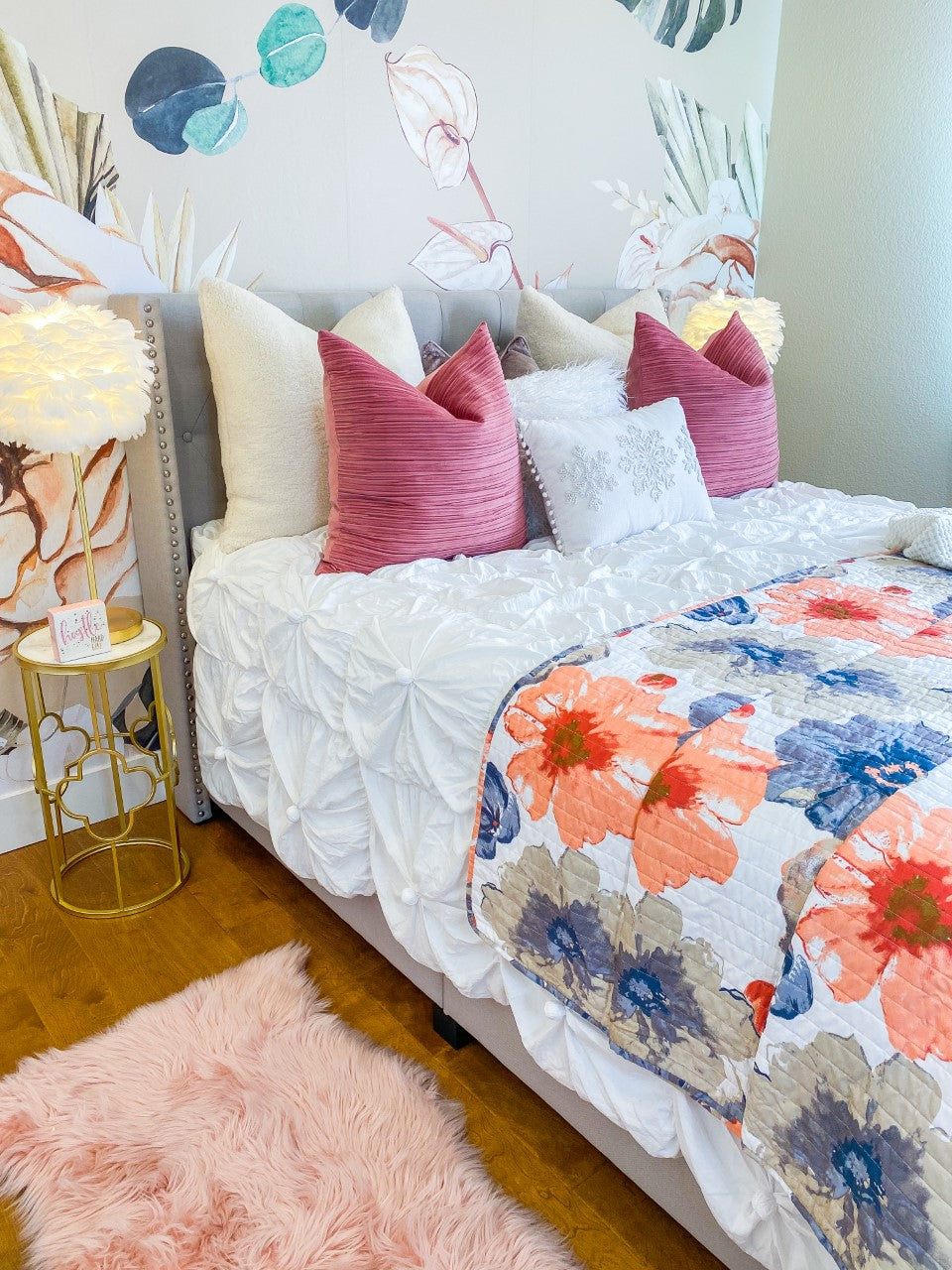 Bedding Bundle: Leah Quilt Set + Bella Comforter - King