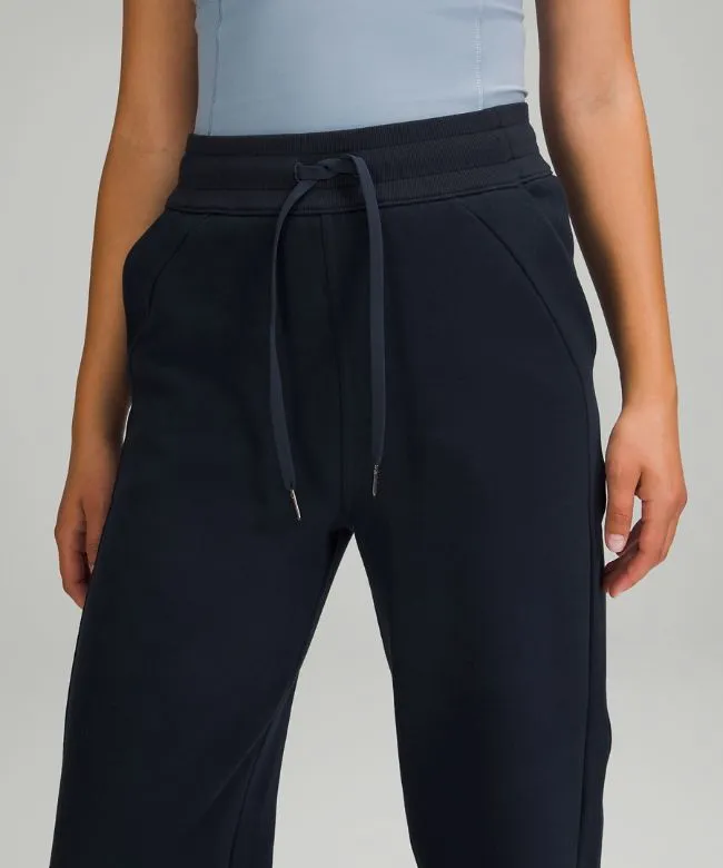 Scuba Relaxed-Fit High-Rise Jogger