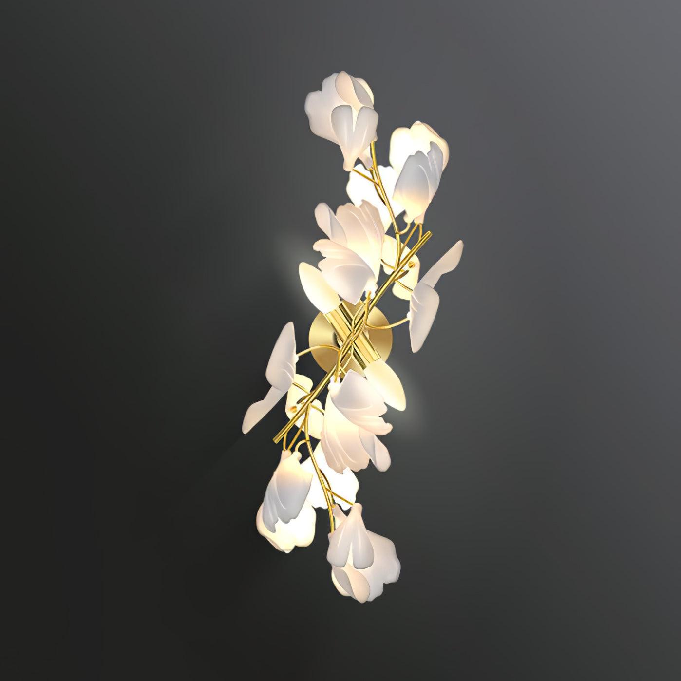 Gingko Flowers Plug-in Wall Lamp