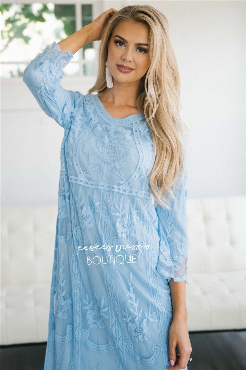 Day Dreamer Lace Dress in Arctic Blue