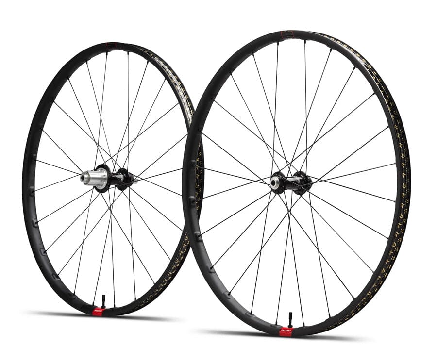 Reserve 25 | GR Carbon Wheelset