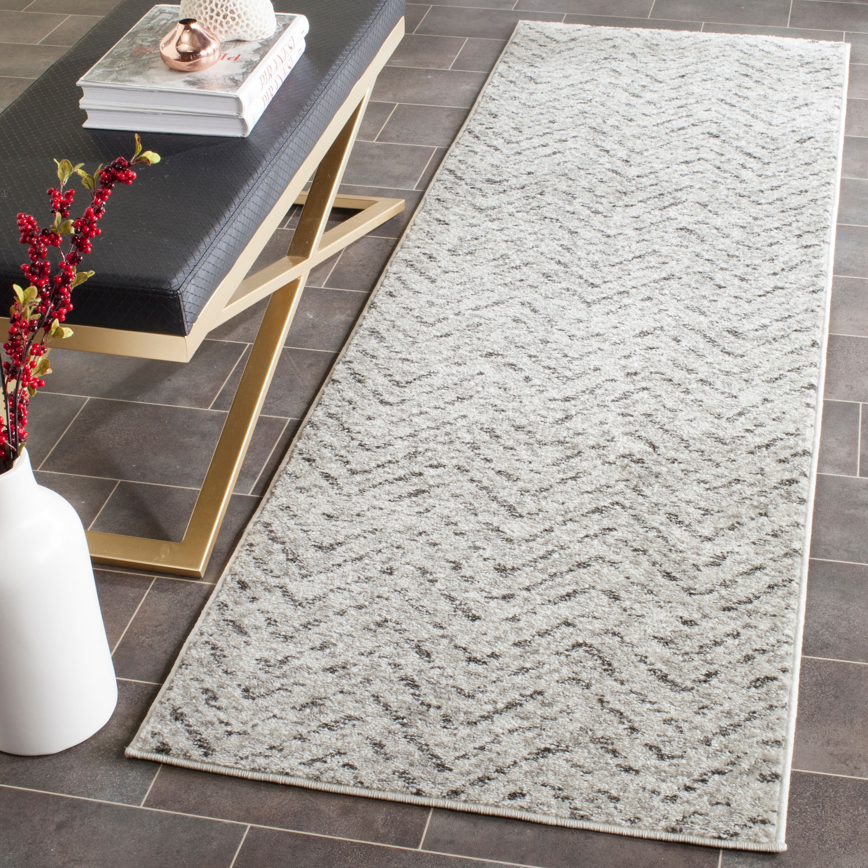 SAFAVIEH Adirondack Altan Chevron Runner Rug, Ivory/Charcoal, 2'6