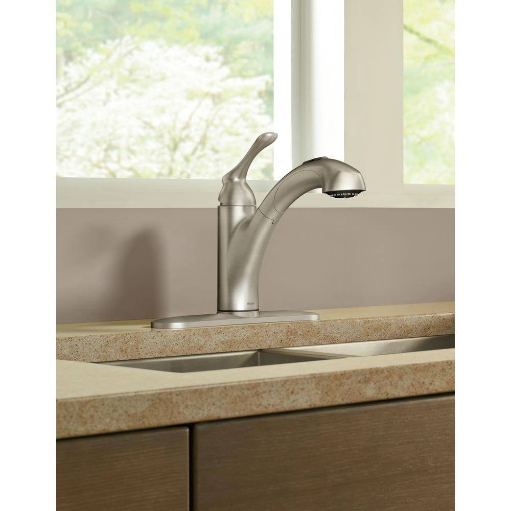 MOEN Banbury Single-Handle Pull-Out Sprayer Kitchen Faucet with Power Clean in Spot Resist Stainless 87017SRS