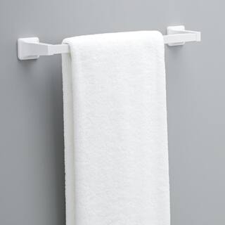 Franklin Brass Futura 18 in. Towel Bar in White D2418W